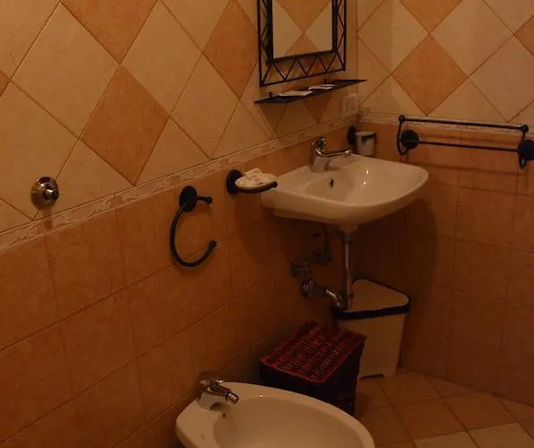 住宿加早餐酒店 Foresteria Della Certosa Collepardo